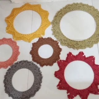 قاب آینه مکرومه