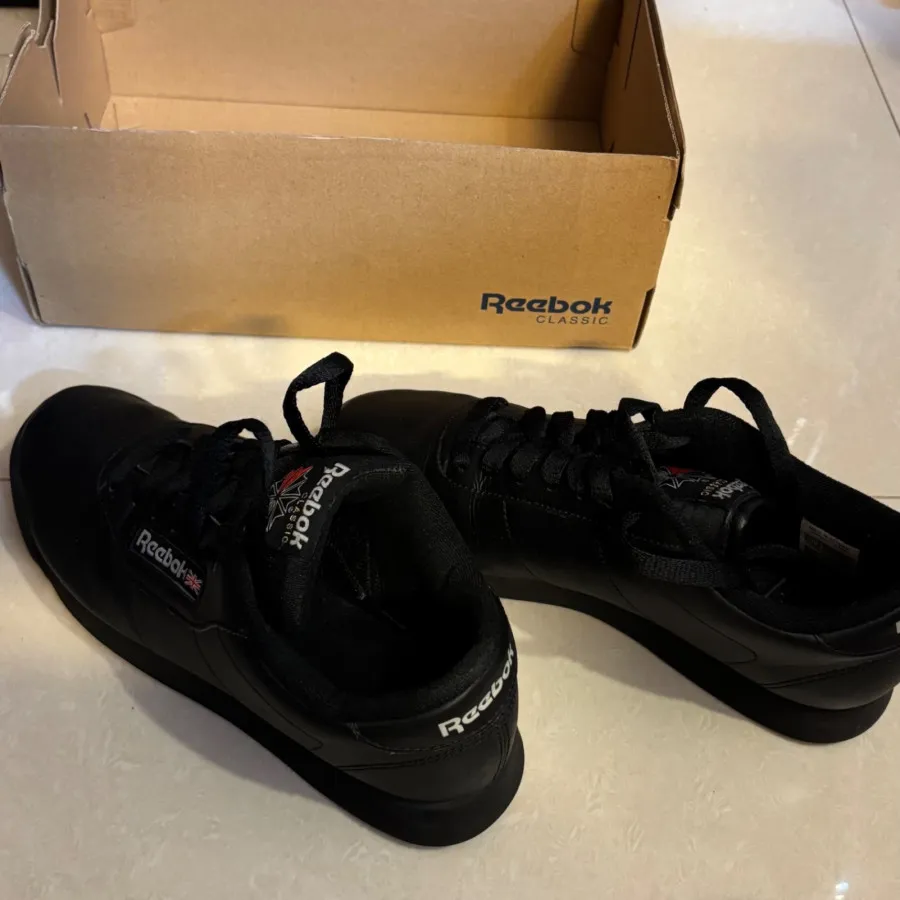 کفش ریبوک اورجینال
