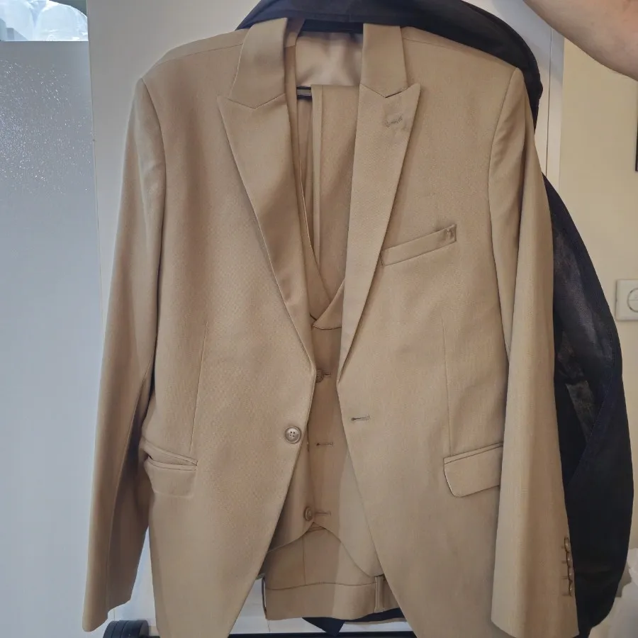 کت و شلوار مردونه