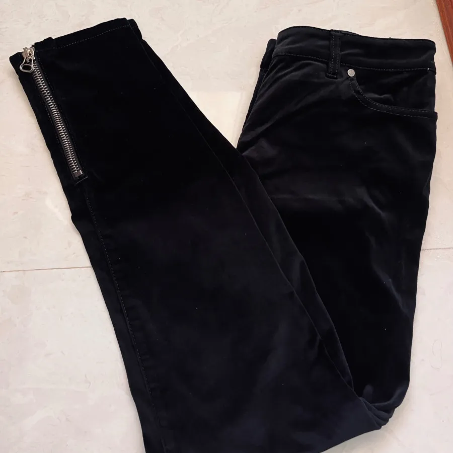 شلوار مخمل roberto cavali