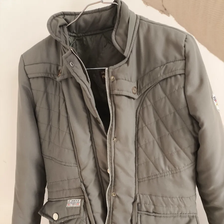 کاپشن سبز لجنی