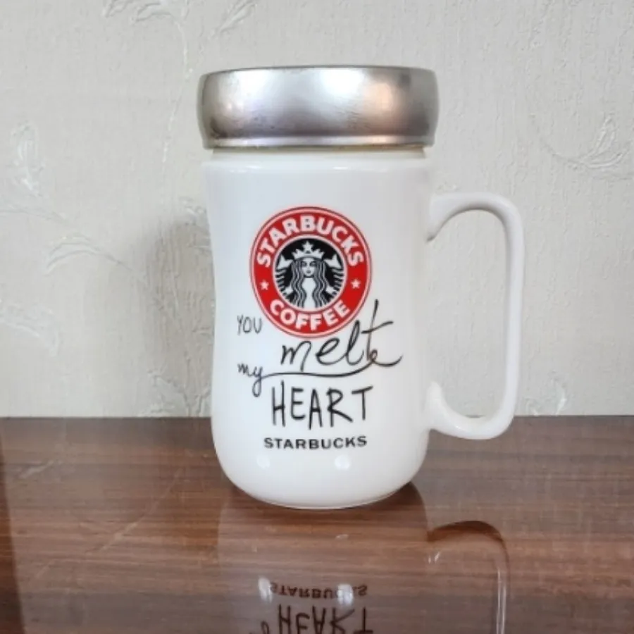 ماگ استار باکس در دار