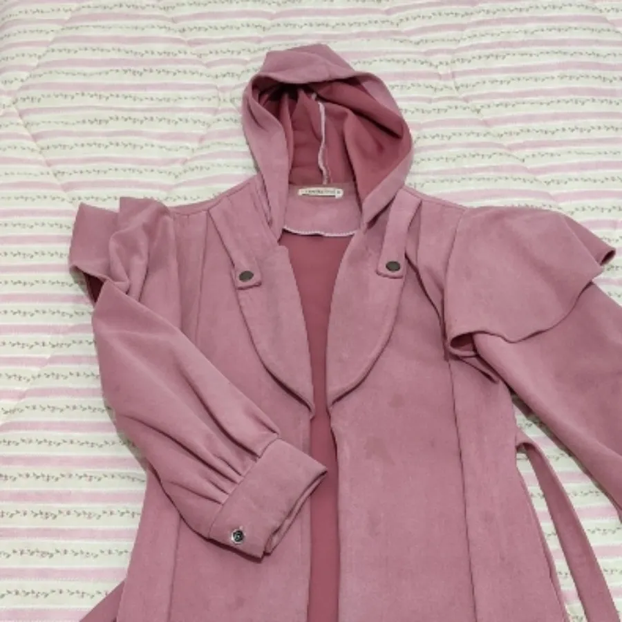 مانتو کلاه دار گلبهی