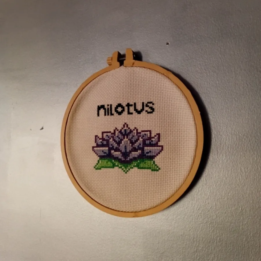 تابلو گلدوزی