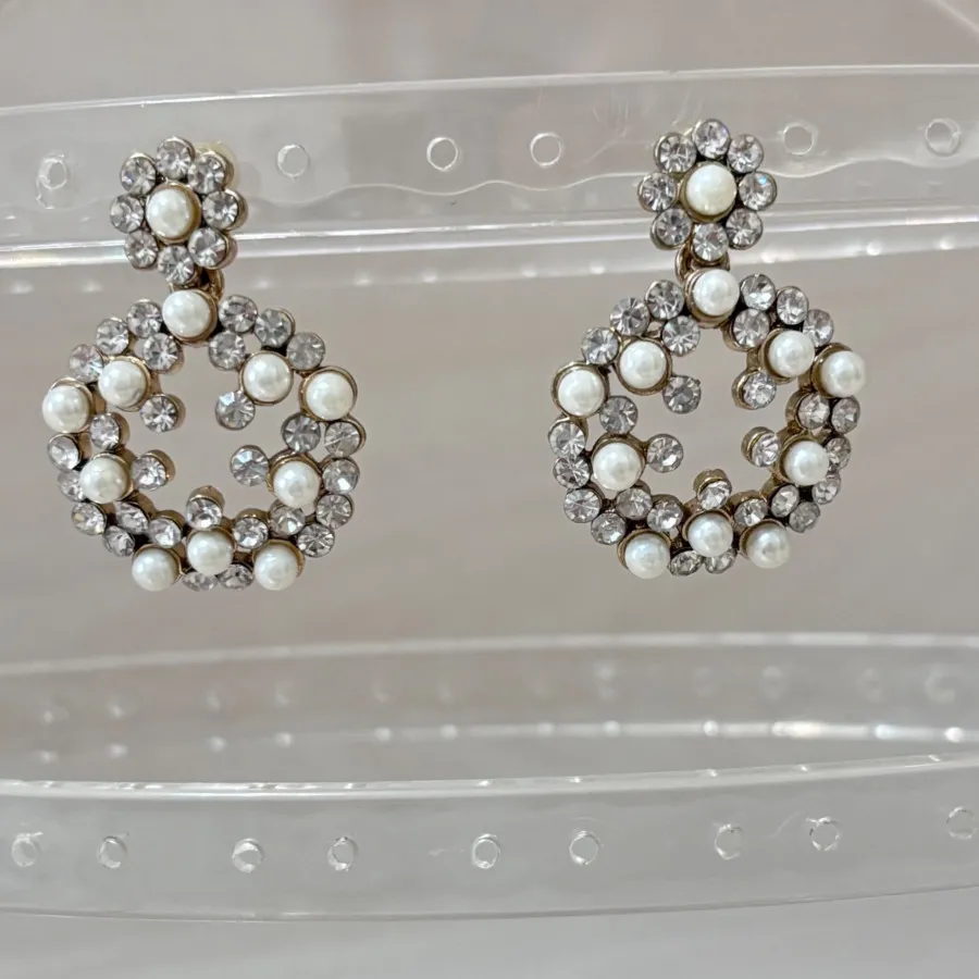 گوشواره مرواریدی