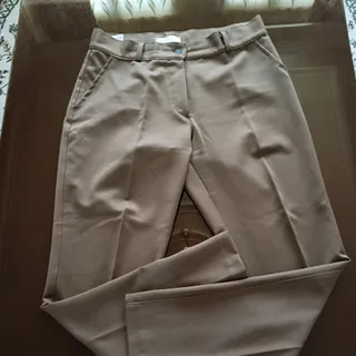 شلوار قهوه‌ای