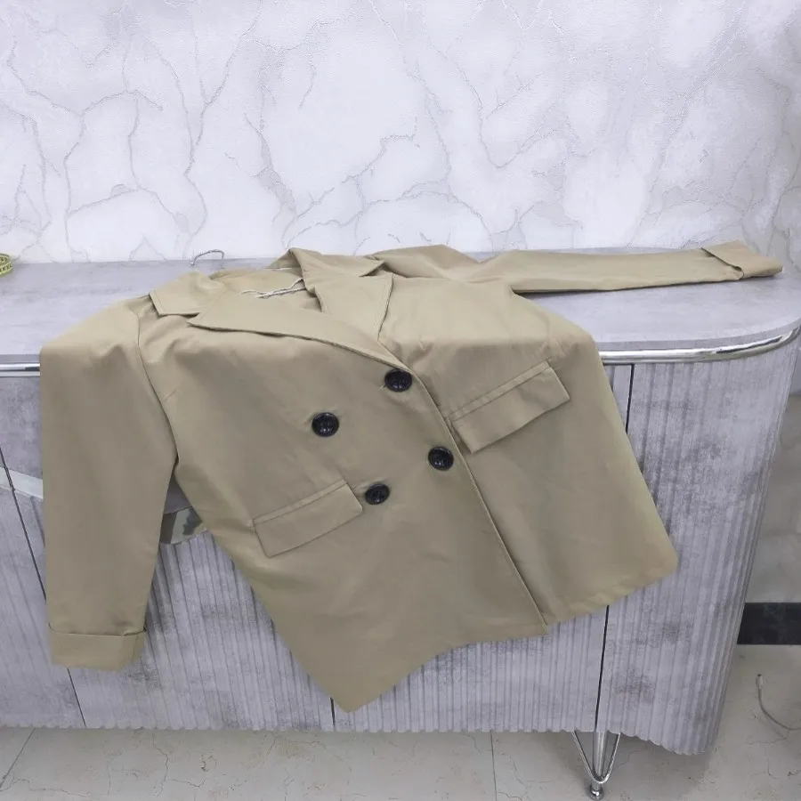 کت مانتو کرم