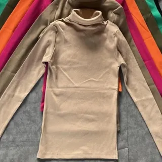 بافت کرم یقه اسکی