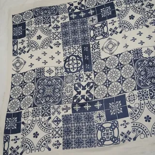 روسری نخی قواره بزرگ