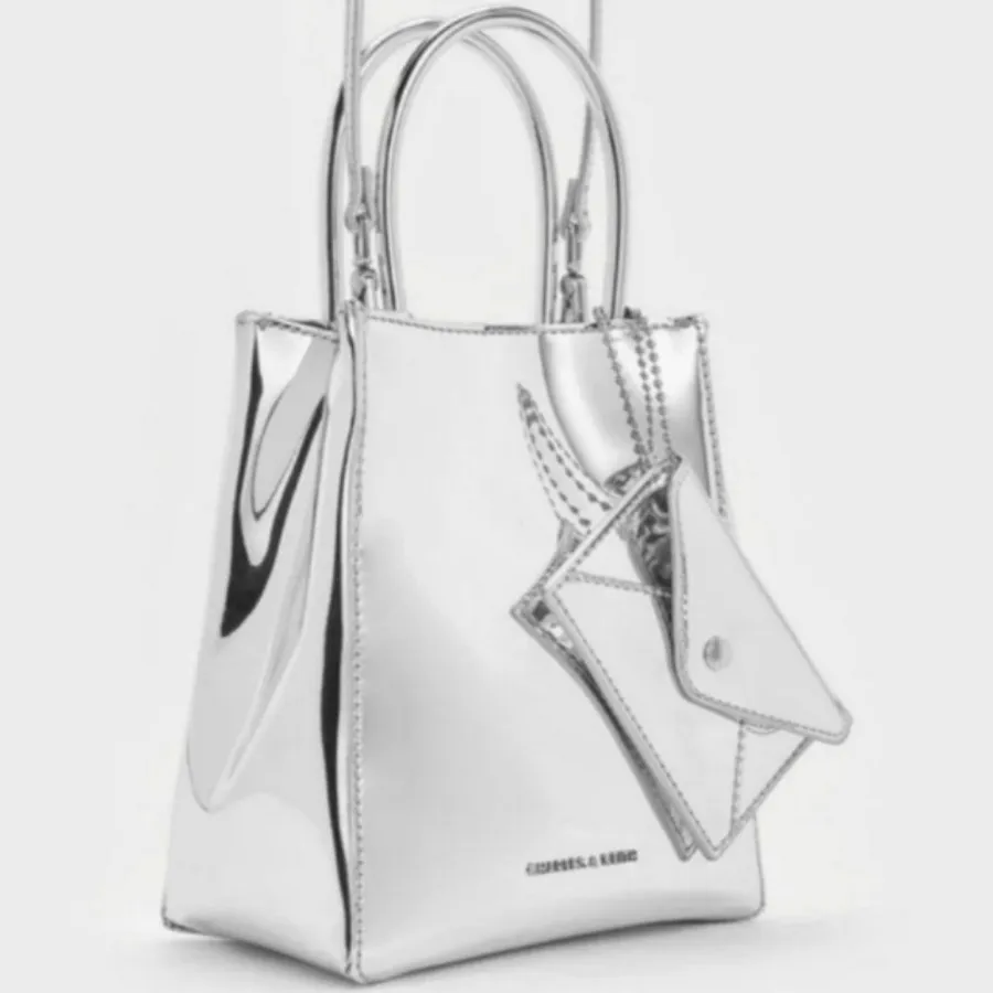 کیف برند Charles & Keith