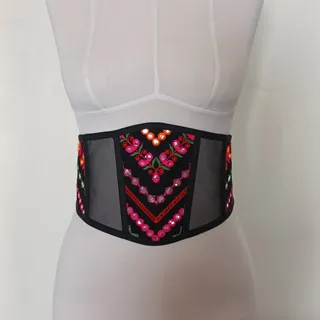 کمربند فیوژن سنتی-مدرن