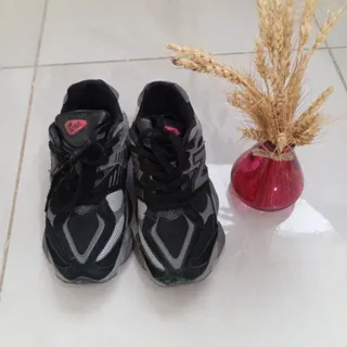 کتونی نیوبالانس