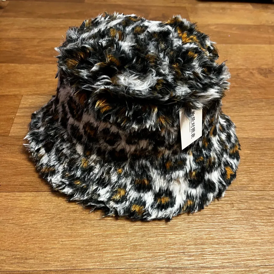 کلاه باکت پلنگی