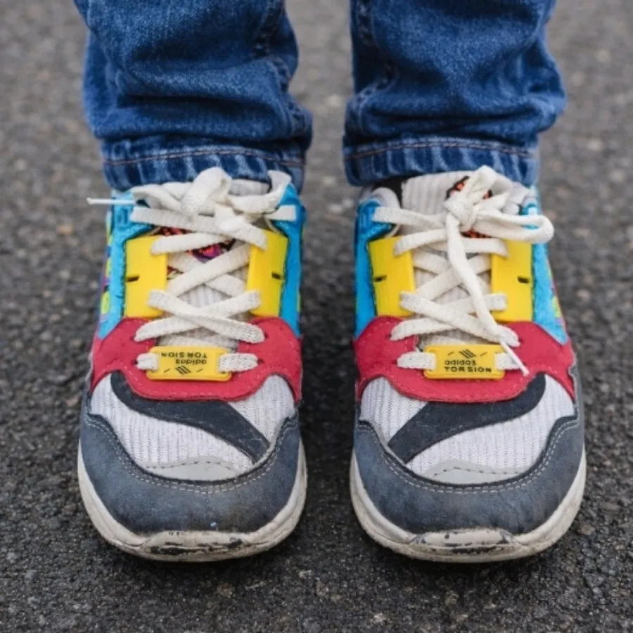 کتونی بچگانه