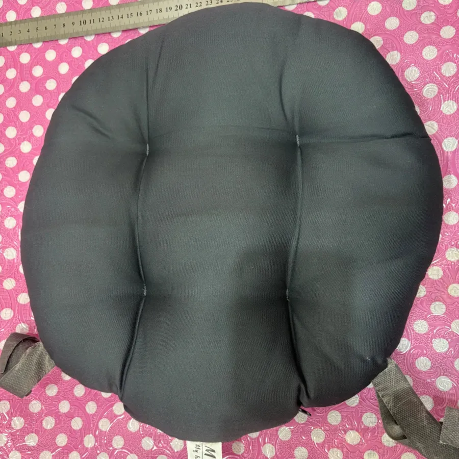 کوسن و زیرنشیمنی کتان گرد