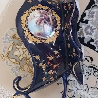 شکلات خوری لیلی مجنون