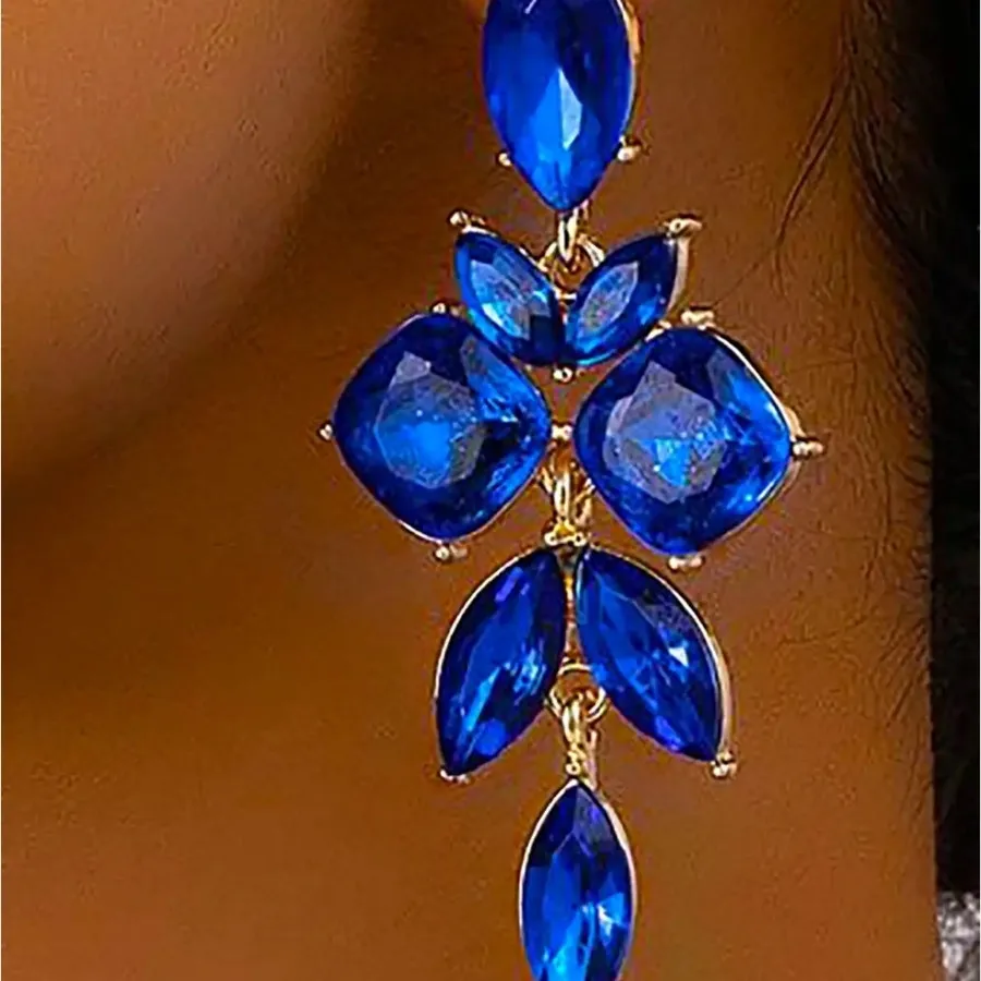 گوشواره بزرگ