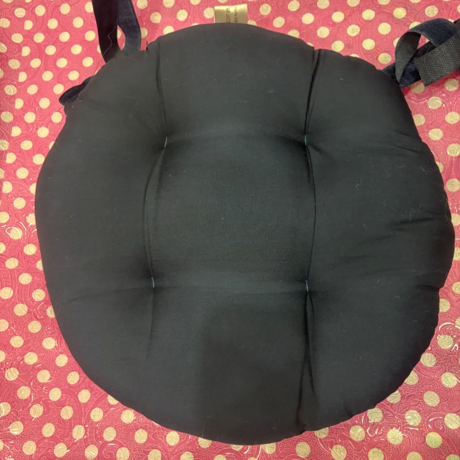 کوسن و زیرنشیمنی کتان گرد