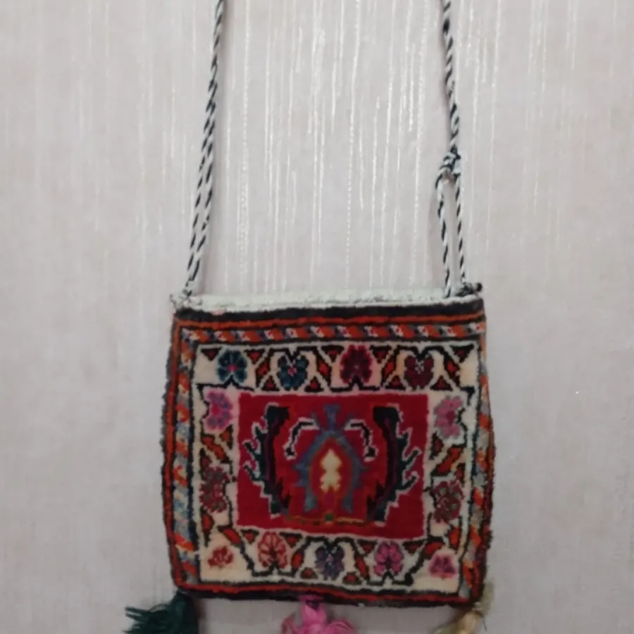 کیف قالیچه