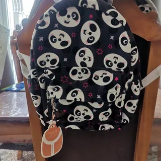 کوله پسش دبستان