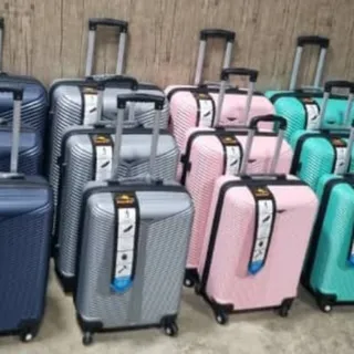 چمدان فایبر نشکن