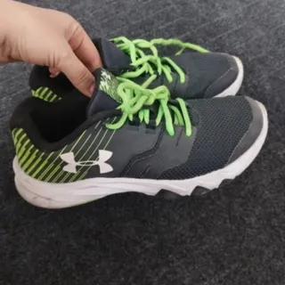 کتونی مارک under armour