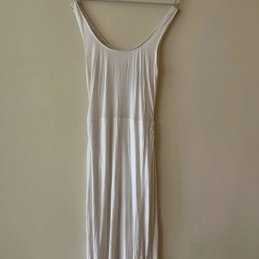 پیراهن سفید