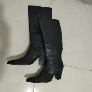 بوت زنانه بلند
