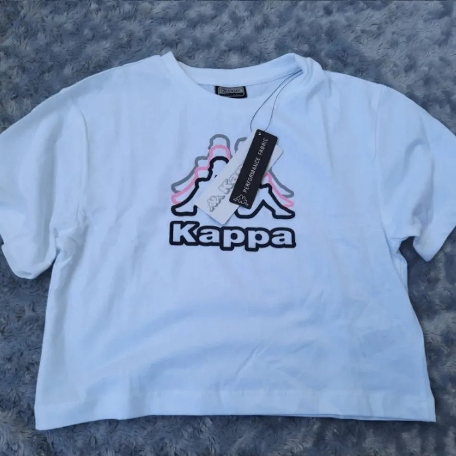 تیشرت دخترونه