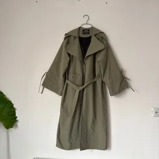 پالتو بارانی