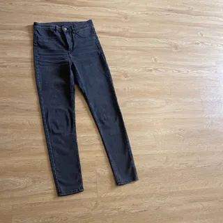 شلوار جین اچچ ان اممم