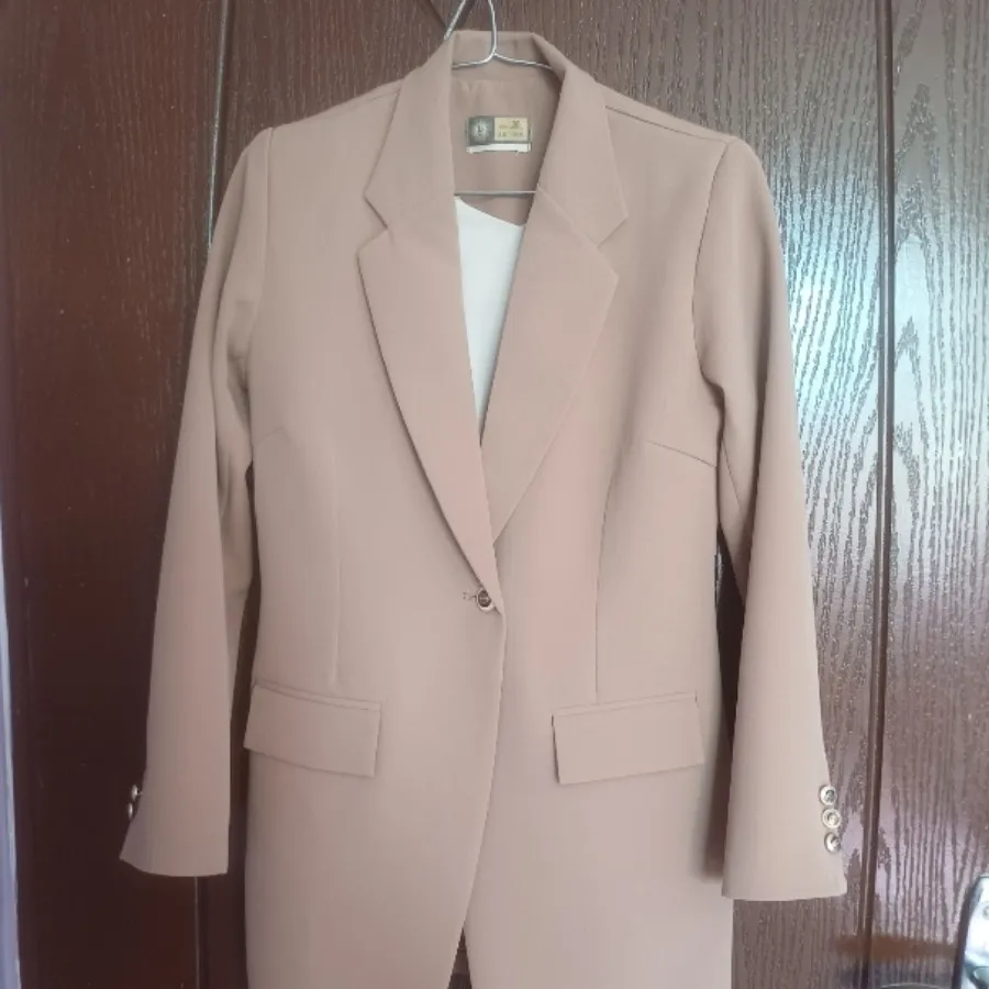 مانتو کرپ توییست باربی اص