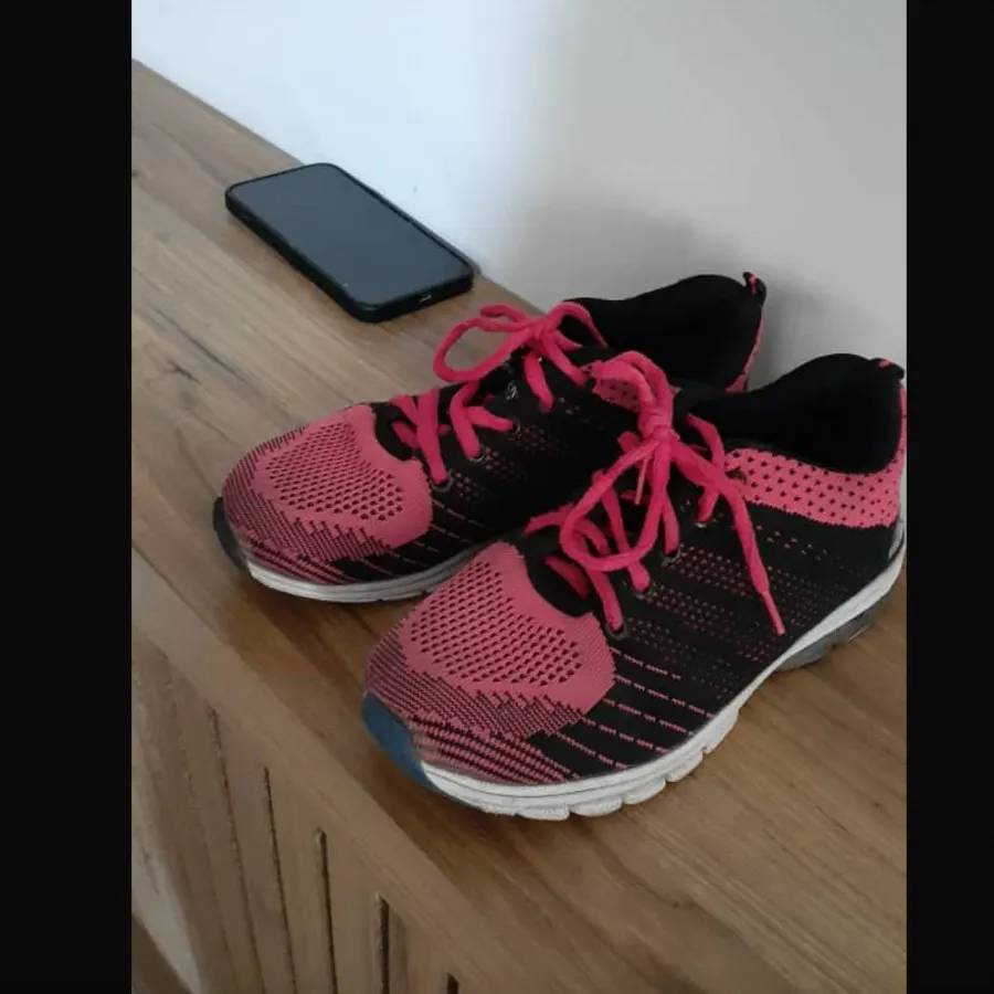 کفش کتونی ادیداس