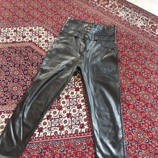 شلوار چرم