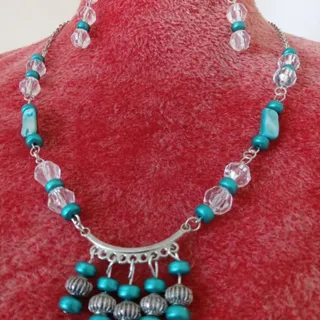 گردنبند و گوشواره