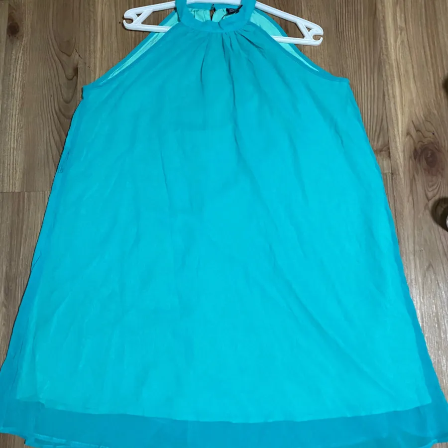 پیراهن دخترانه