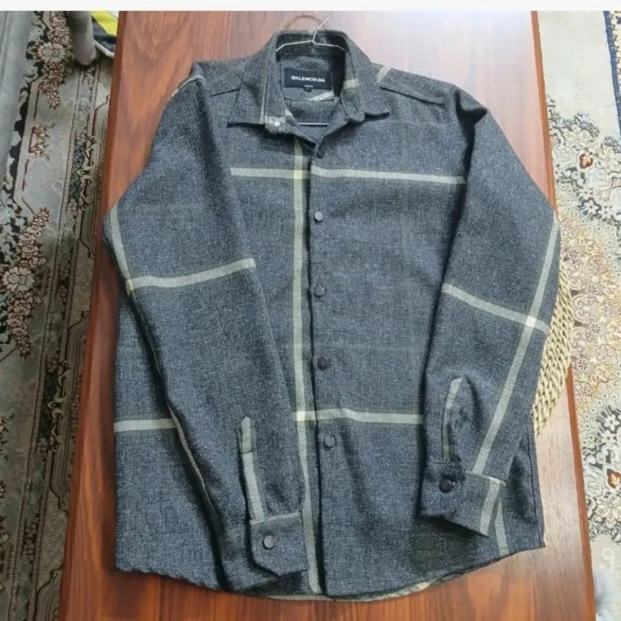 ژکت،پیراهن