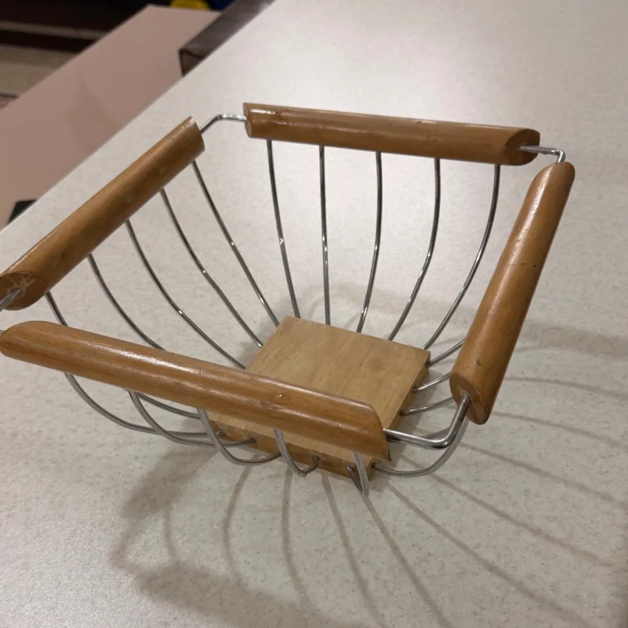 میوه خوری بامبو و فلز