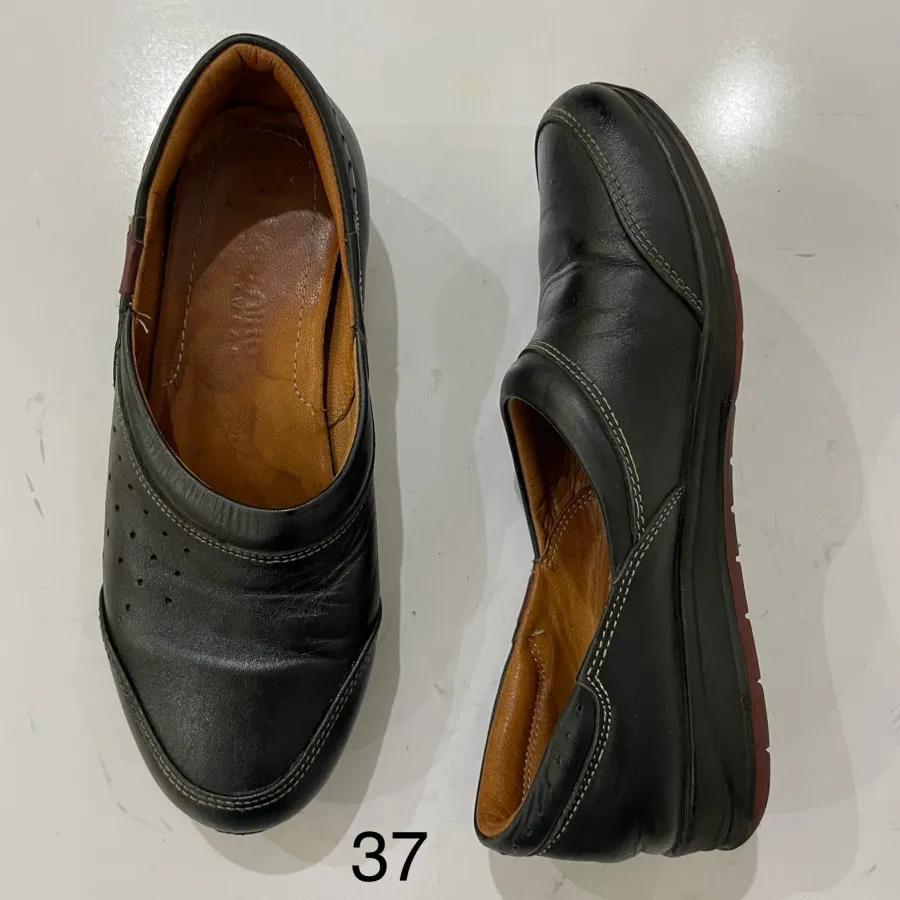 کفش چرم سایز 37