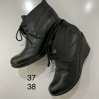 نیم بوت چرم 37-38