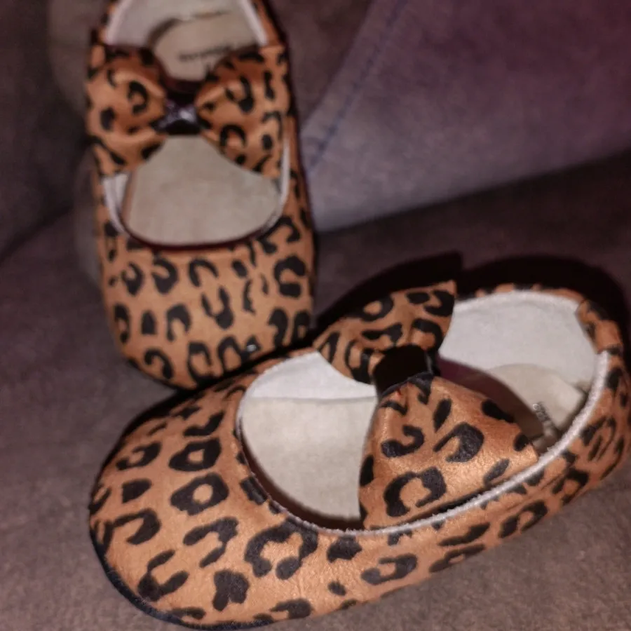 پاپوش پلنگی نوزادی