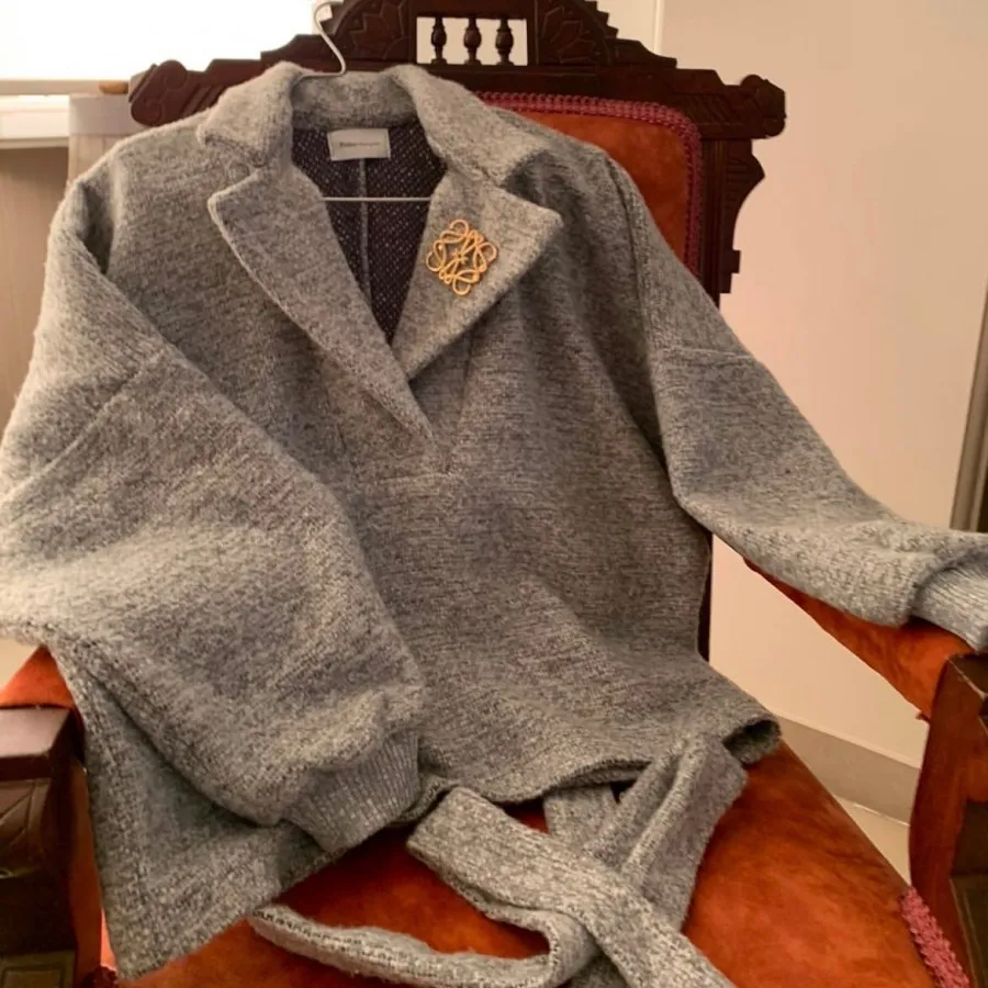 کت شلوار و کت تک