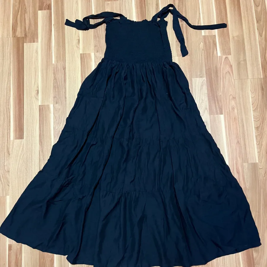 پیراهن مشکی