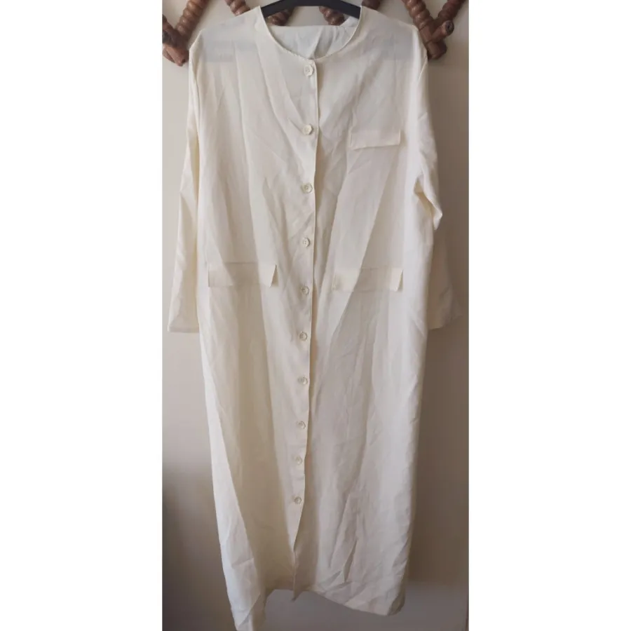 مانتو رنگ روشن ماکسی