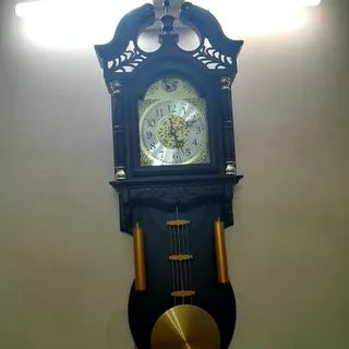 ساعت دیواری