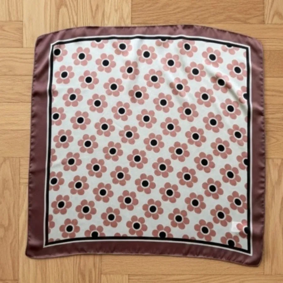 مینی اسکارف