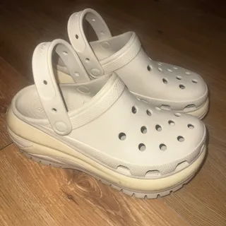 کراکس مگا کراش