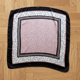 مینی اسکارف