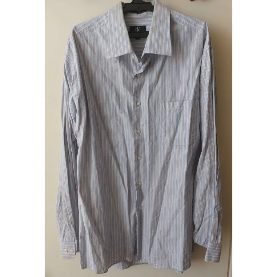 پیراهن مردانه