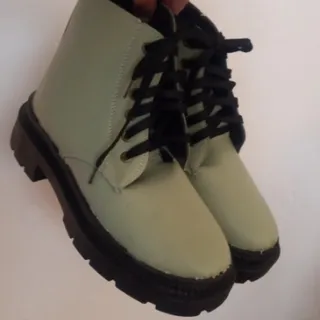 نیم بوت رنگ سبز2026